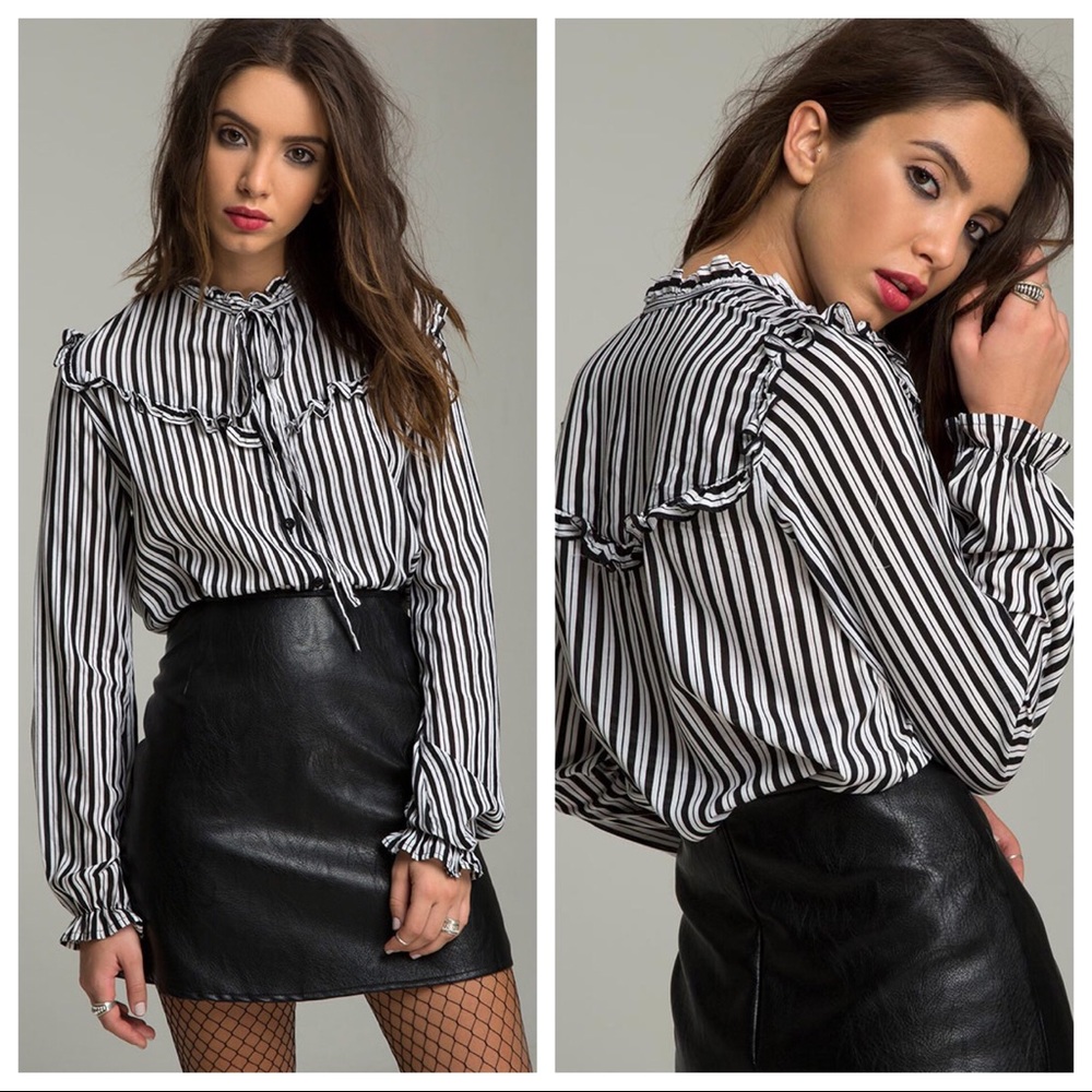 Motel Rocks, Prairie Ruffle Top